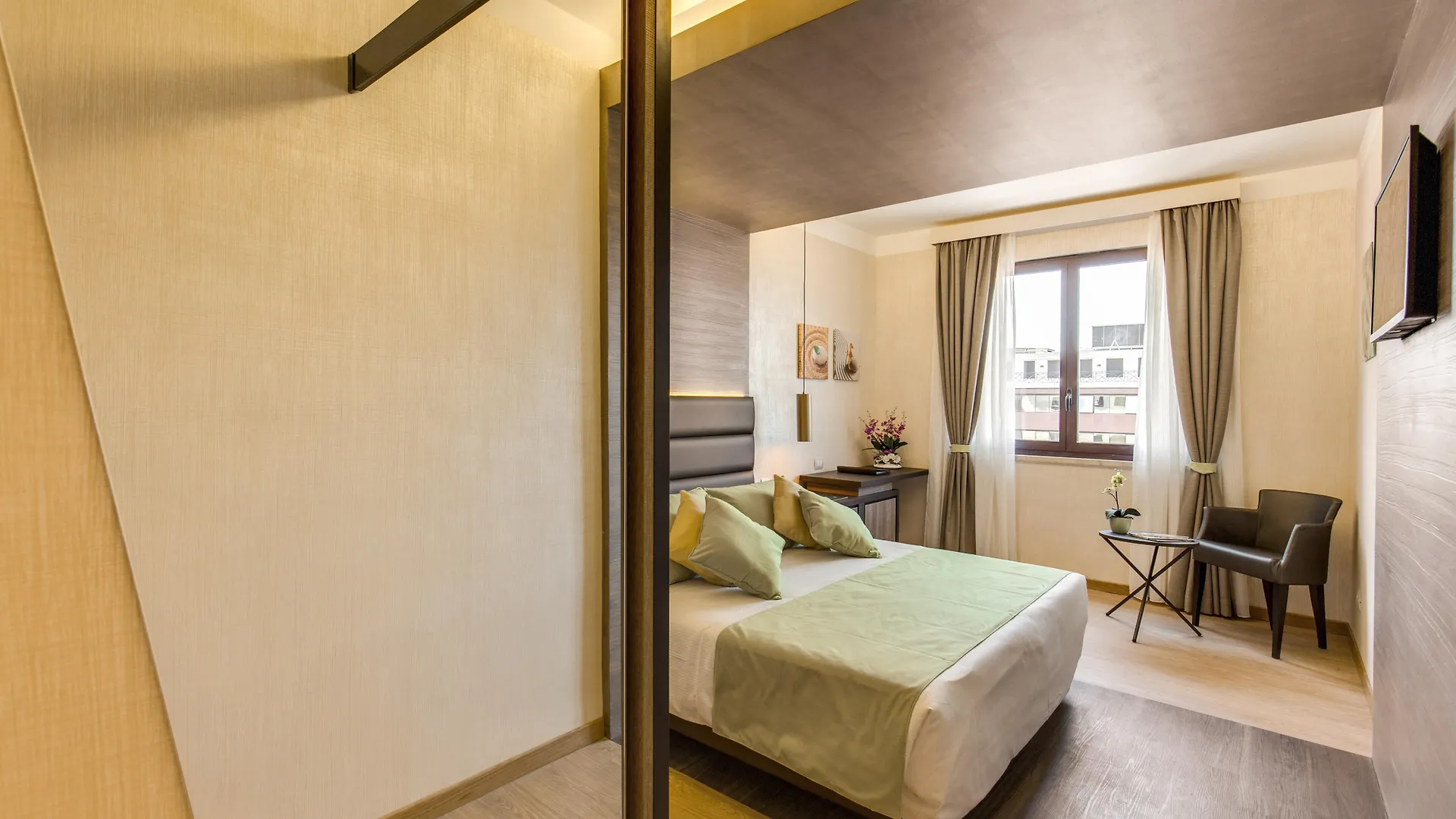 Warmthotel Roma 4*,  Italia