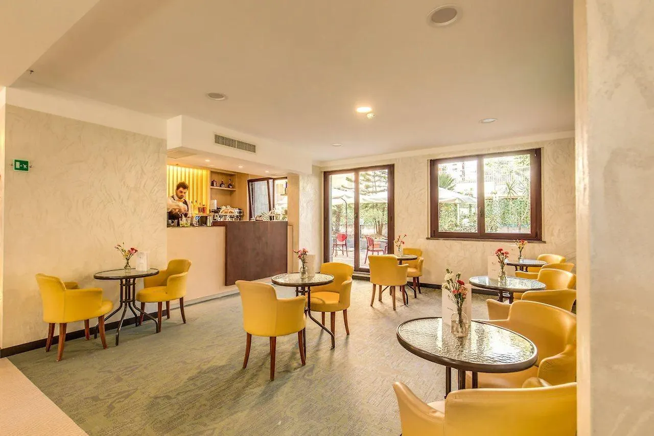 **** Hotel Warmthotel Roma Italia