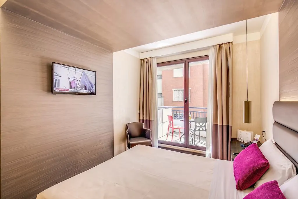 Warmthotel Roma Hotel