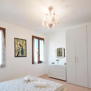 casa-diana.hotelinveneto.com/