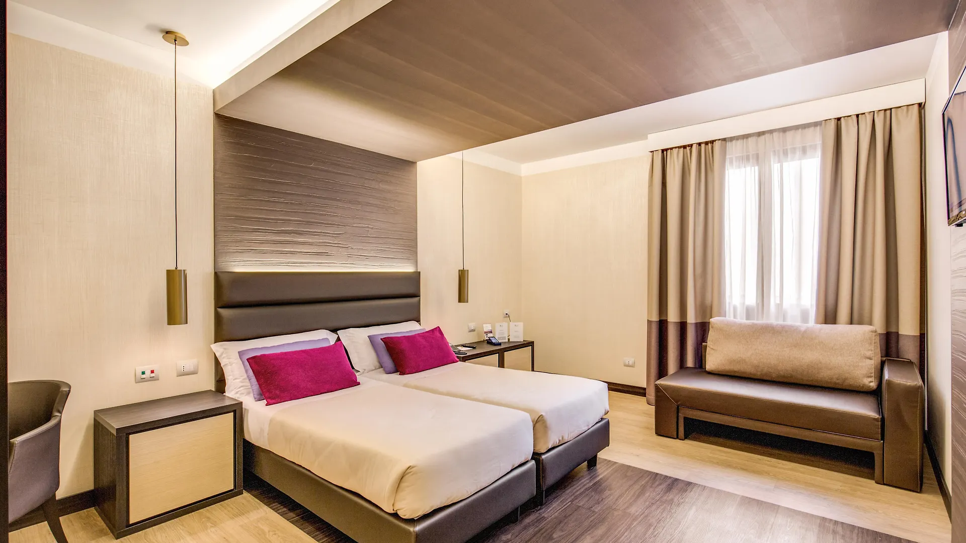 **** Hotel Warmthotel Rome Italy