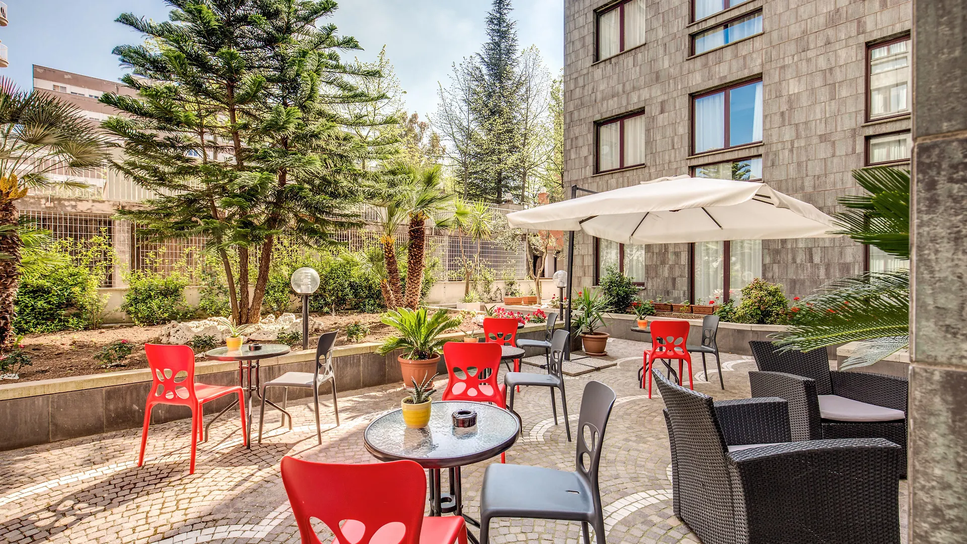 Warmthotel Rome Hotel