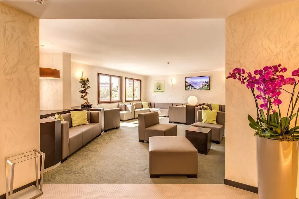 Warmthotel Rome 4*,