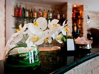 Warmthotel Rome Hotel